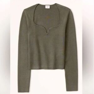 Abercrombie & Fitch Ribbed Sweater